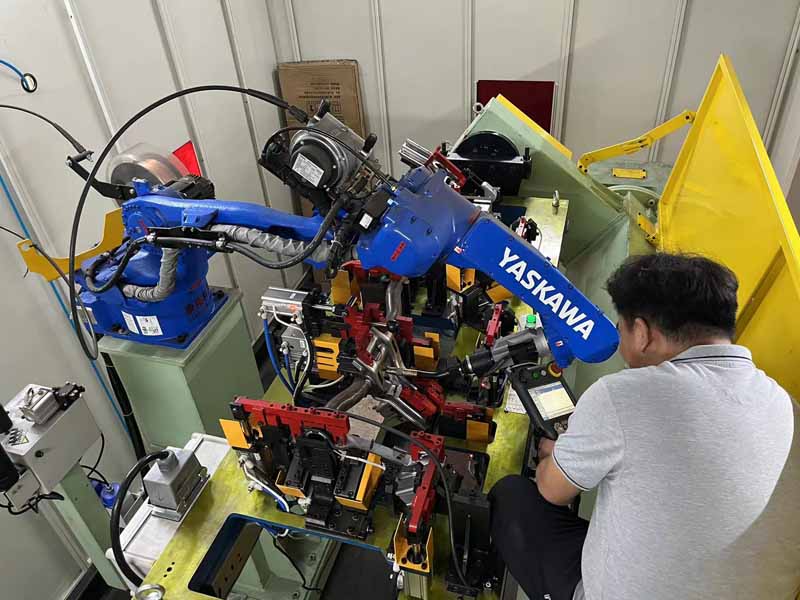 焊接機器人如何進行調(diào)試？